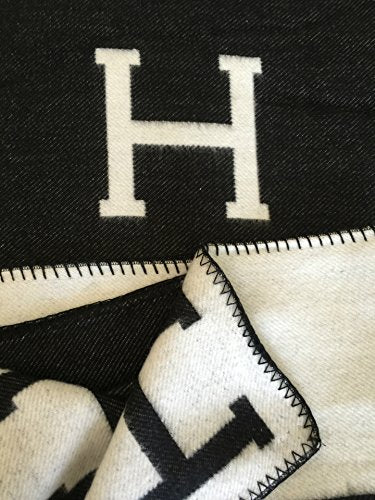 Emoji Fun Slippers Initial Letter H Knitted Throw Blanket Black Throws and Blankets for Sofa 55"x63"